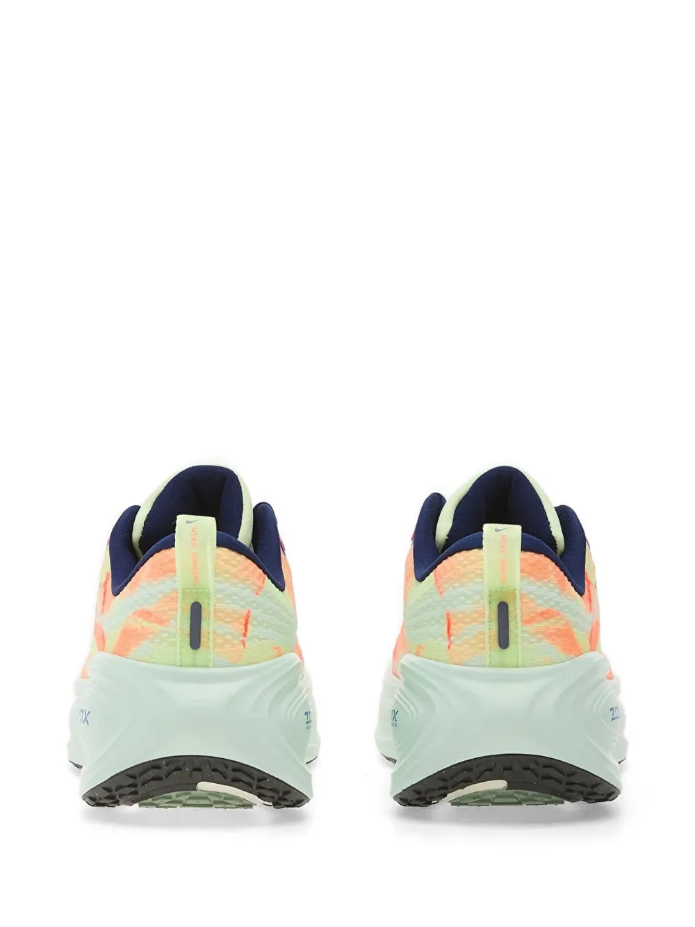 Vomero Plus sneakers
